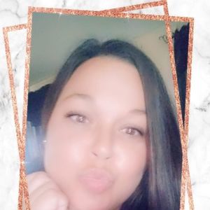 Meet your Posher, Connie